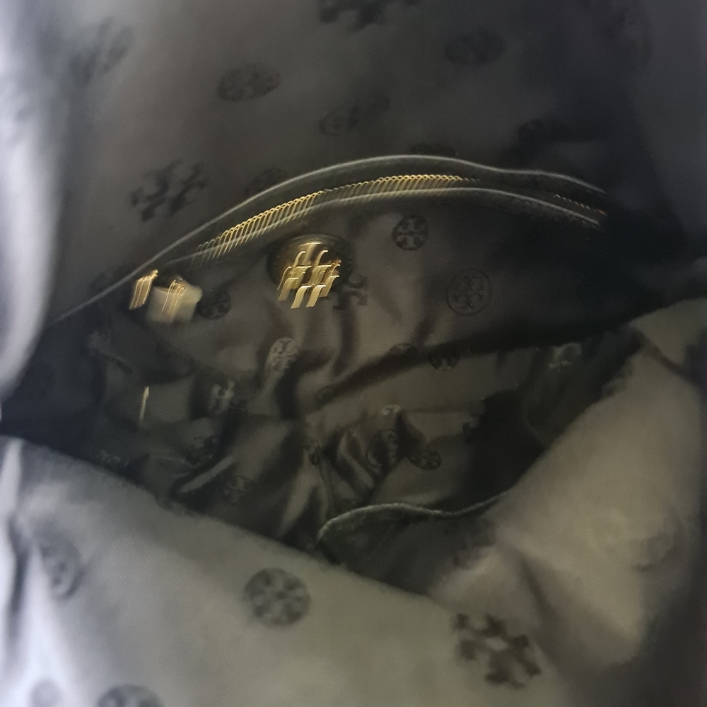 Tory Burch Black Leather Crossbody Bag - Picture 11 of 17